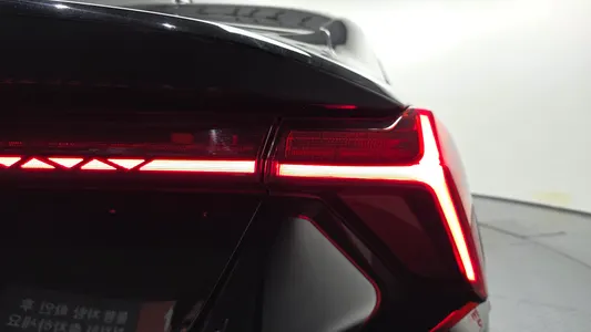 Kia K8 2.5 2WD 2022 23