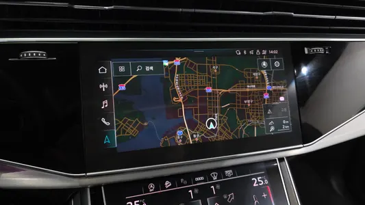 Audi Q8 (4M) 50 TDI 2021 14