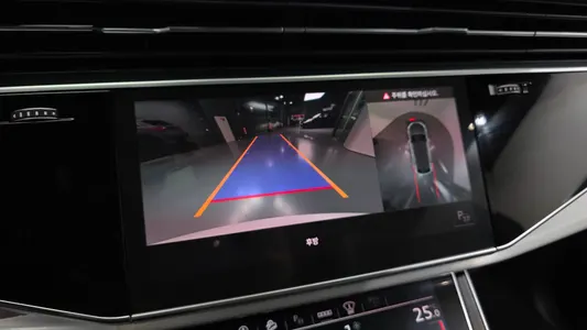 Audi Q8 (4M) 50 TDI 2021 15
