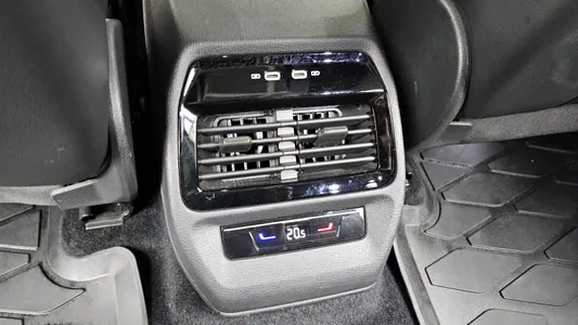 Volkswagen ID.4 2022 32