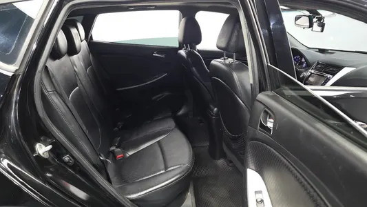 Hyundai () 1.6 VGT 2012 11