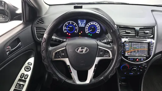 Hyundai () 1.6 VGT 2012 13