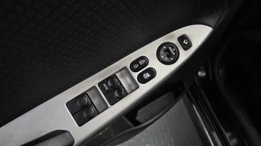 Hyundai () 1.6 VGT 2012 19