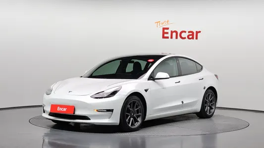 Tesla 3 AWD 2021