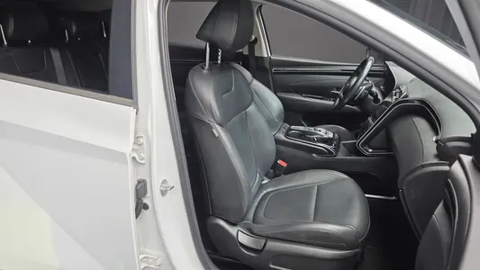 Hyundai (NX4) 1.6 2WD 2021 26