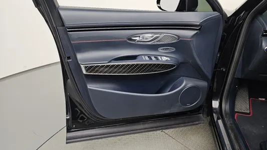 Genesis GV70 2.5T AWD 2021 25