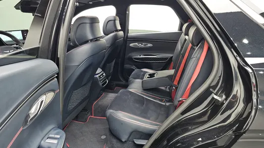 Genesis GV70 2.5T AWD 2021 27