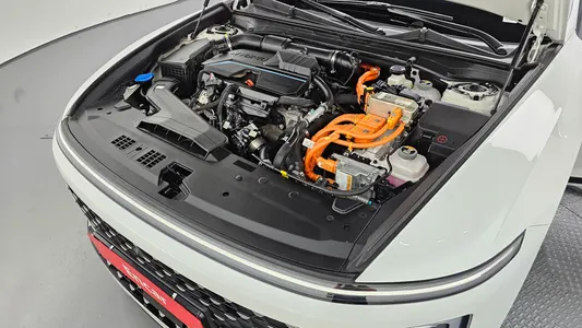 Hyundai (GN7) 2023 6