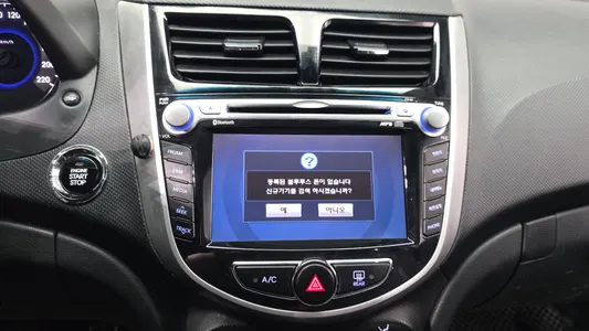 Hyundai () 1.6 VGT 2012 16