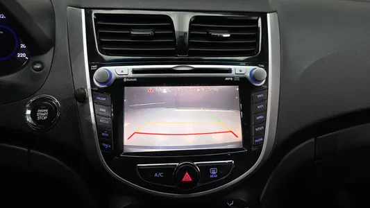 Hyundai () 1.6 VGT 2012 17