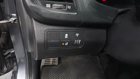 Hyundai () 1.6 VGT 2012 19