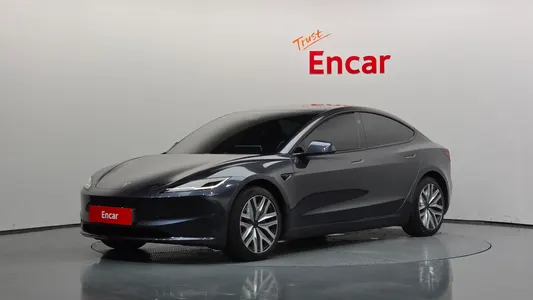 Tesla 3 AWD 2024
