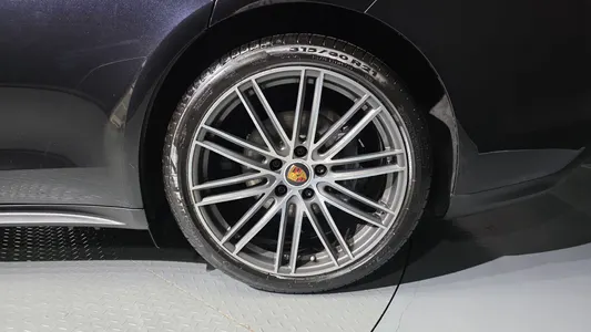 Porsche (971) 2.9 AWD 2021 21