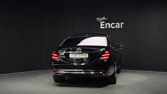 Mercedes-Benz S-Class W222 S560 4MATIC 2019 4