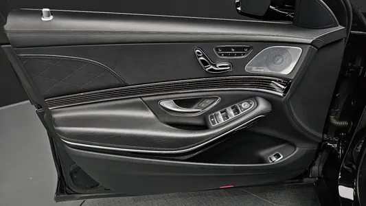 Mercedes-Benz S-Class W222 S560 4MATIC 2019 24