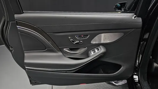 Mercedes-Benz S-Class W222 S560 4MATIC 2019 25
