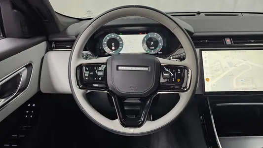 Land Rover 레인지로버 벨라 2.0 P250 SE 2025 14