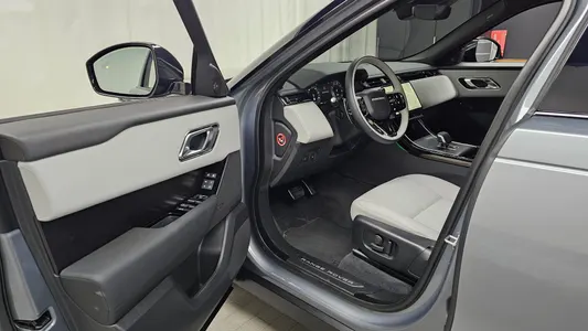 Land Rover 레인지로버 벨라 2.0 P250 SE 2025 9