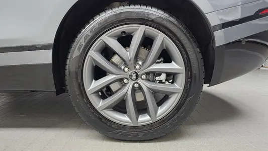 Land Rover 레인지로버 벨라 2.0 P250 SE 2025 21