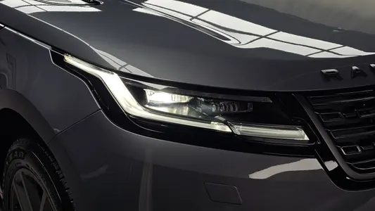 Land Rover 레인지로버 벨라 2.0 P250 SE 2025 22