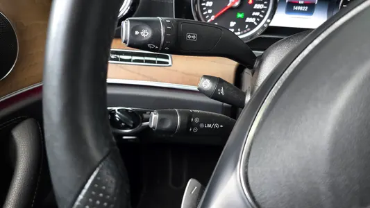 Mercedes-Benz E-Class W213 E220d 2018 28