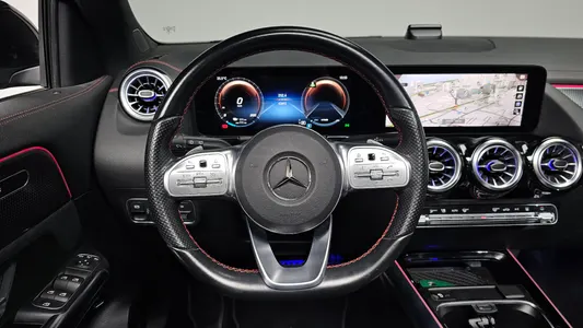Mercedes-Benz EQA H243 EQA250 AMG 2022 12