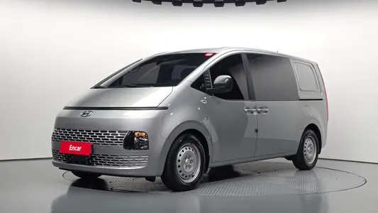 Hyundai Staria 5 2022
