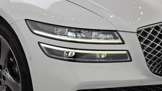 Genesis G80 (RG3) 2.5 2WD 2022 23