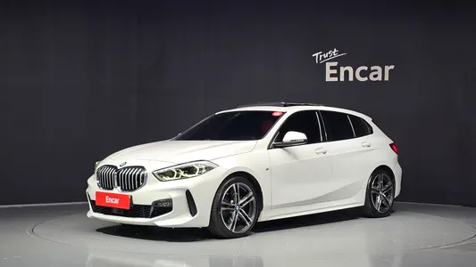 BMW 1 Series (F40) 120i M 2022