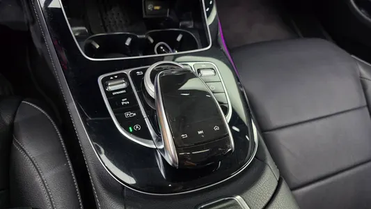 Mercedes-Benz E-Class W213 E300 2019 19