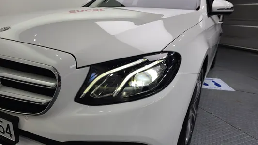 Mercedes-Benz E-Class W213 E300 2019 22