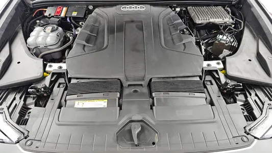 Audi Q8 (4M) 50 TDI 2020 6