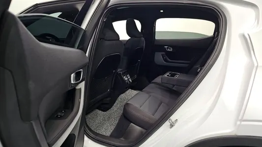 Polestar 2 2022 12