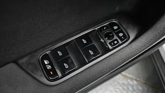 Polestar 2 2022 29