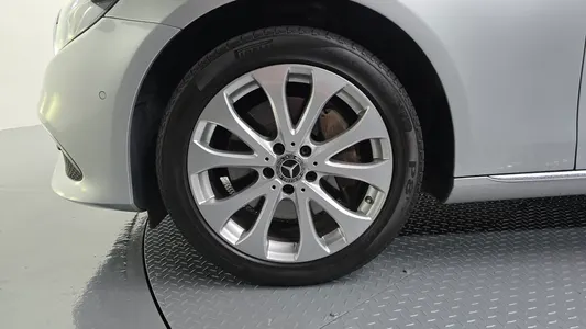 Mercedes-Benz E-Class W213 E300 2019 5