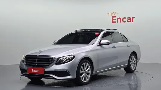 Mercedes-Benz E-Class W213 E300 2019