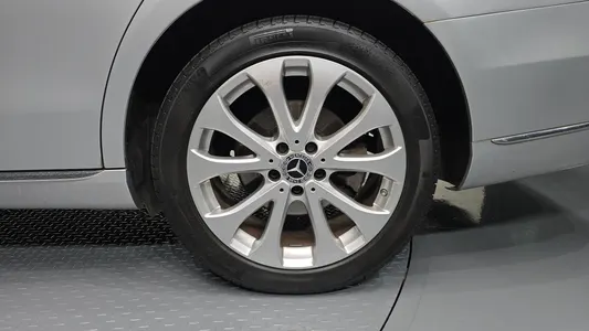 Mercedes-Benz E-Class W213 E300 2019 21