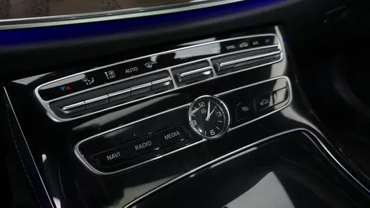 Mercedes-Benz E-Class W213 E300 2019 27