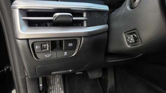 Hyundai (GN7) 2.5 2WD 2023 27