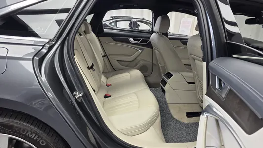 Audi A6 (C8) 45 TDI 2020 12