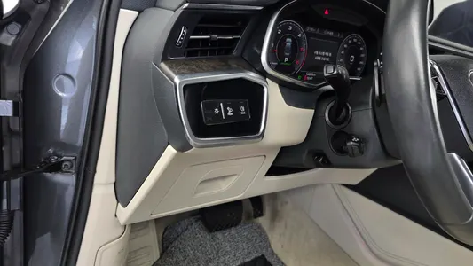 Audi A6 (C8) 45 TDI 2020 29