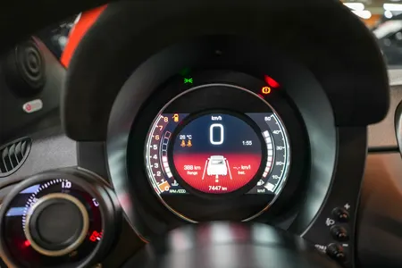 Fiat 500C 2023 8