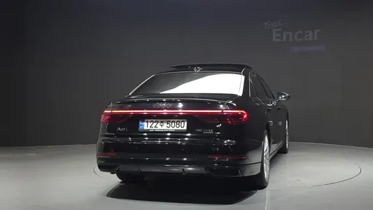 Audi A8 (D5) 55 TFSI LWB 2021 4