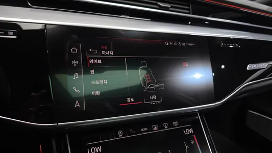 Audi A8 (D5) 55 TFSI LWB 2021 42
