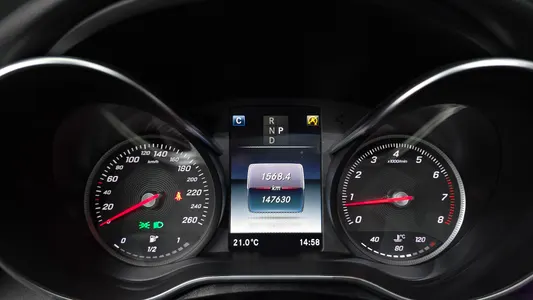Mercedes-Benz C-Class W205 C200 2018 8