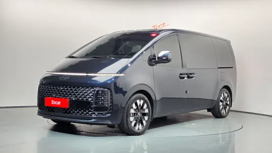Hyundai Staria 4WD 9 2024