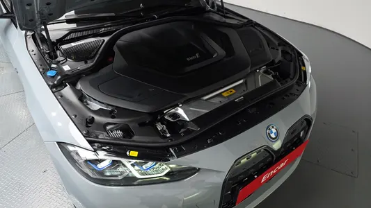 BMW i4 eDrive40 M 2023 5