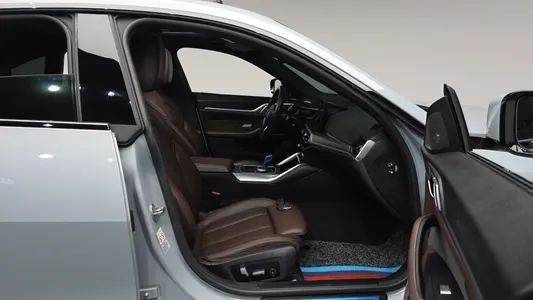 BMW i4 eDrive40 M 2023 26