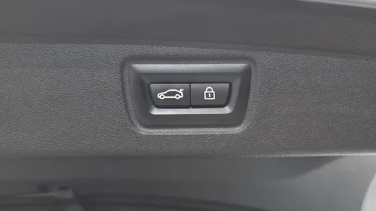 BMW i4 eDrive40 M 2023 31