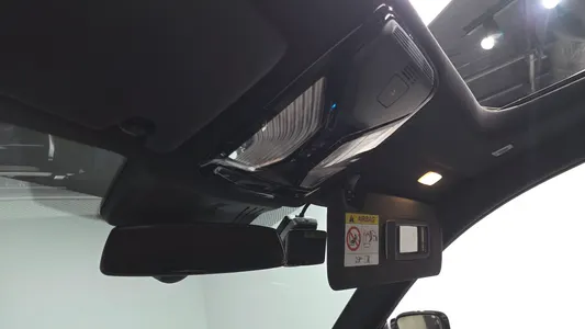 BMW i4 eDrive40 M 2023 33